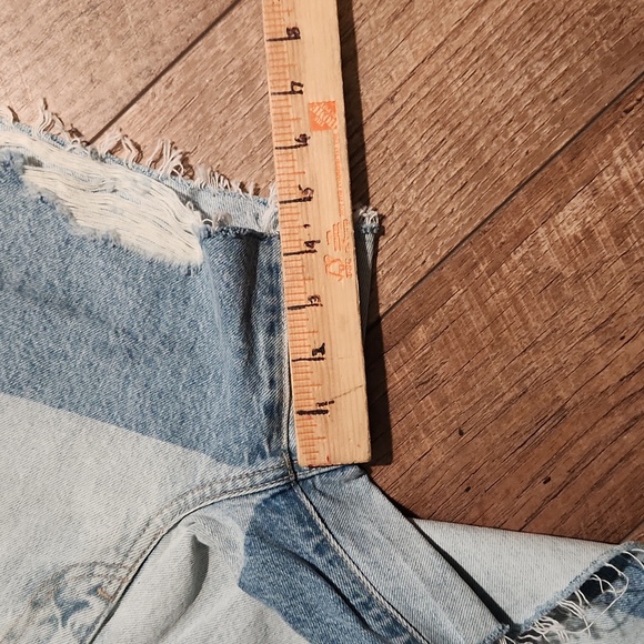 Hudson Jeans Devon Colorblocked Denim Shorts - Picture 12 of 12